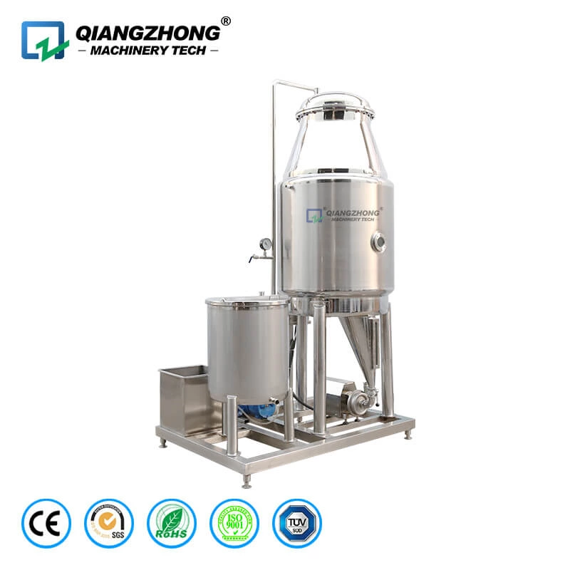 Vacuum degassing tank