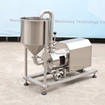 Mobile pump with hopper