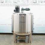 Wall scraping mixing emulsion tank